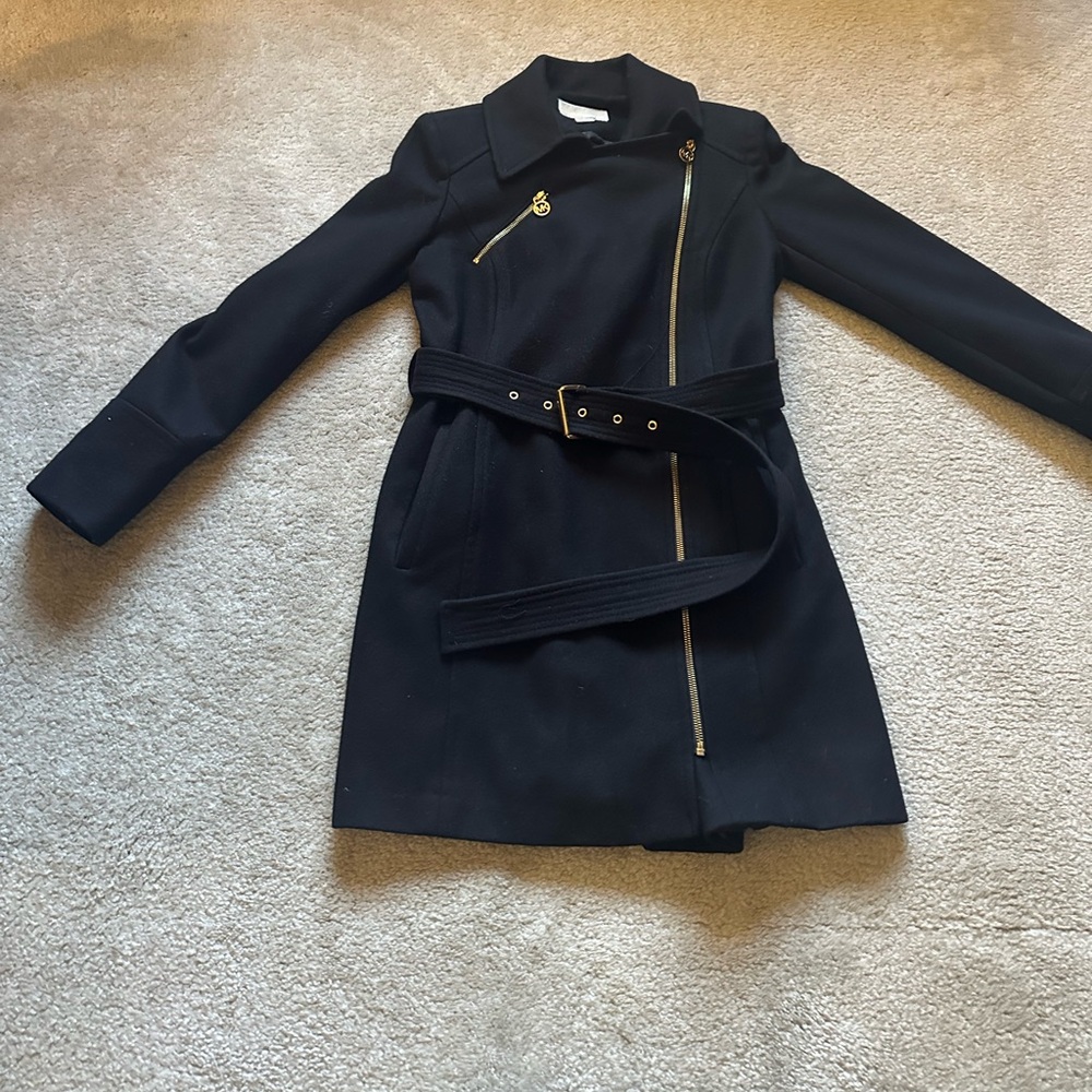 MICHAEL KORS WOOL BLEND Stylish Black Belted Coat with Gold Accents